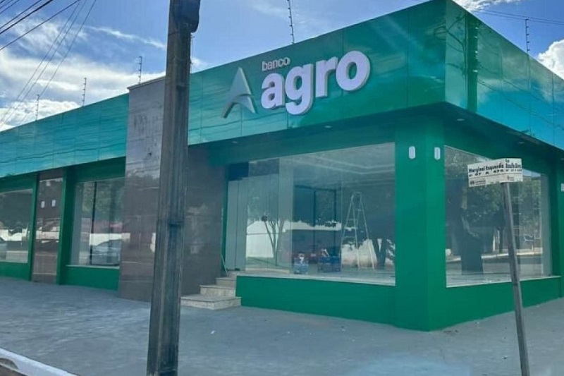 Falso advogado abre banco no Oeste da Bahia e é acusado de golpe pelos clientes
