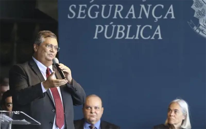 Ministério da Justiça vai se reunir com Google, Facebook e Twitter para discutir violência nas escolas