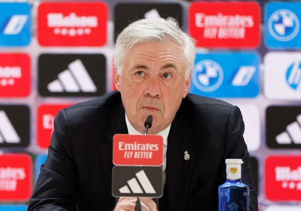 Ancelotti manterá Brasil com quatro atacantes em duelo contra o Chile