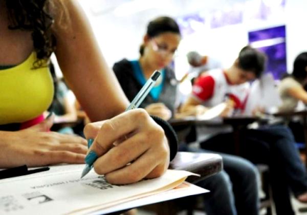 Enem: prazo para solicitar isenção da taxa de inscrição começa hoje