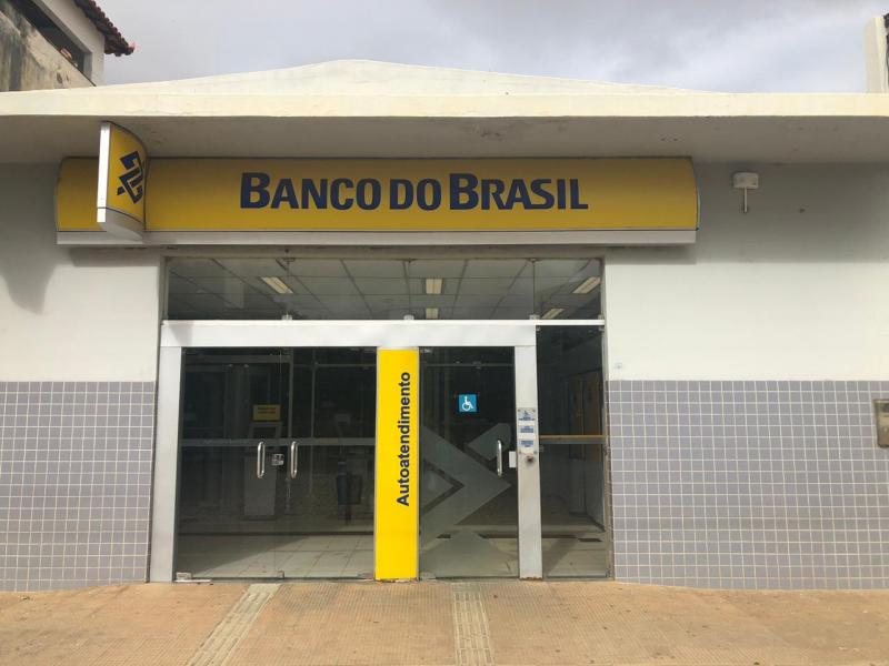 BANCO DO BRASIL PASSA FIM DE SEMANA SEM NENHUM CAIXA FUNCIONANDO