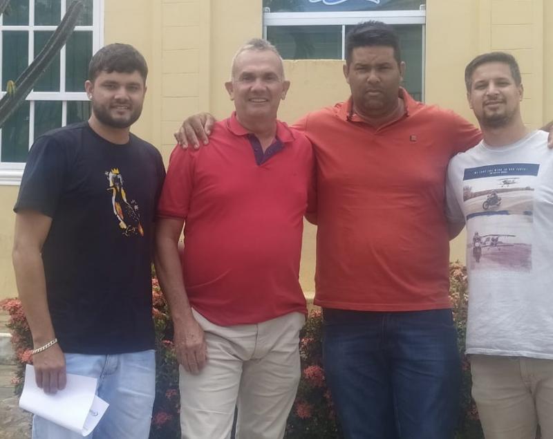 Dom Basílio: Presidente da Câmara, Gelson Caires, participa de Congresso Regional para realização da Copa 2 de Julho  