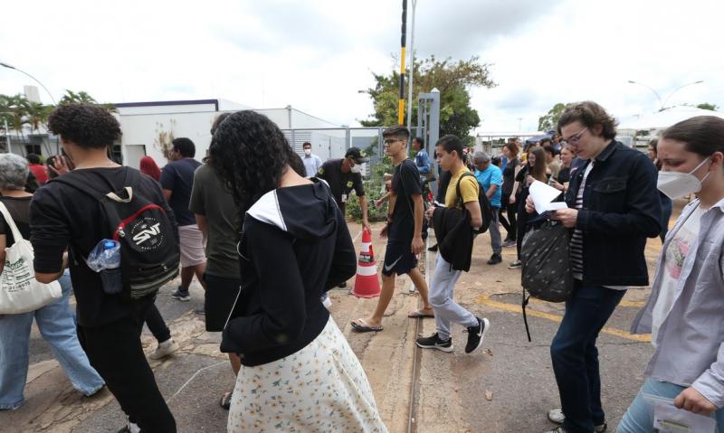 Professores dão dicas de como estudar atualidades para o Enem