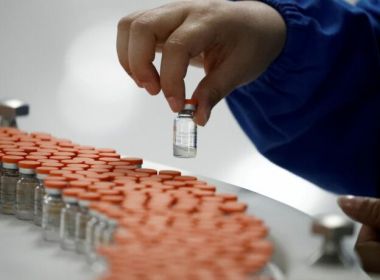 Covid-19: Vacina em spray nasal desenvolvida no Brasil pode estar disponível em 2022