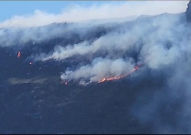 Incêndio atinge serra dentro do Parque Nacional da Chapada Diamantina